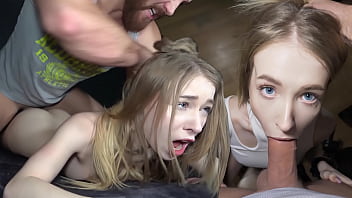 Sex pasional cu pizde ce se fut in constanta futai cu o tanara timida si micuta