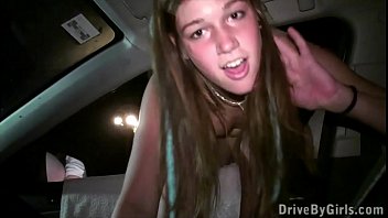 Sex vlog de ziua ei o fute in masina noapte pe verisoara