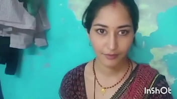 Futai foarte erotic pe canapea cu milfa foarte excitata la pizda