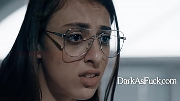 Elevul porno dudu si eleva alexandra fac sex dupa ce ajung acasa xxx in pat